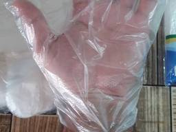 Gloves disposable .